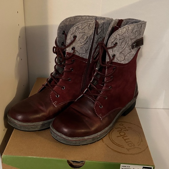 Jambu Shoes - Jambu Hemlock Boots size 8